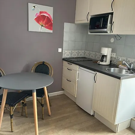 6 Versoie Avec Parking Apartamento *